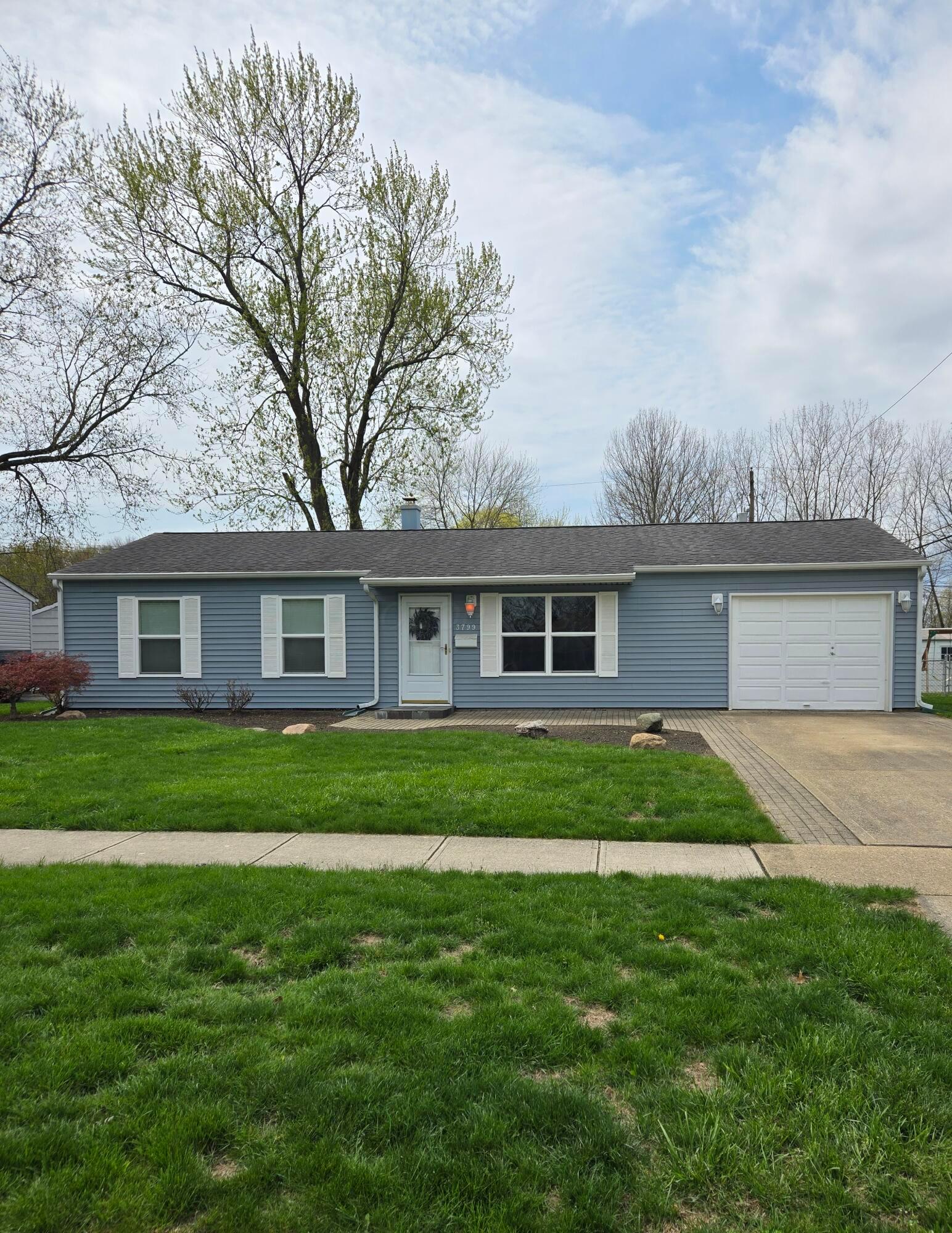 3799 Rutledge Drive Hilliard, OH 43026 - Photo 1 of 23 Front