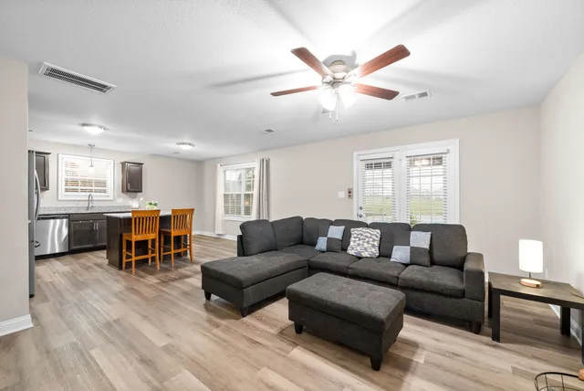 $1,895 | 508 Castle Pinckney Lane, Clarksville, TN 37042