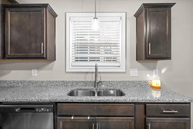 $1,895 | 508 Castle Pinckney Lane, Clarksville, TN 37042