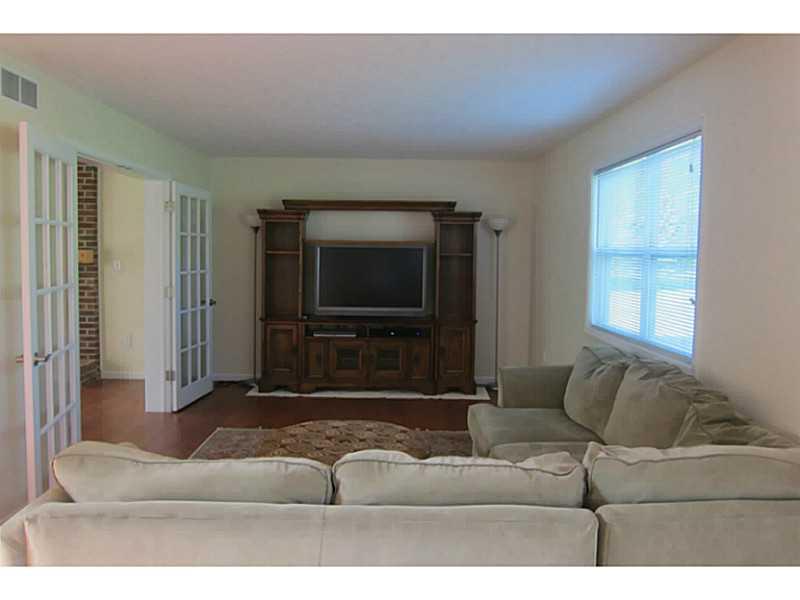 336 Strangford Road Blairsville, PA 15717 - Photo 4 of 10 Family Room.