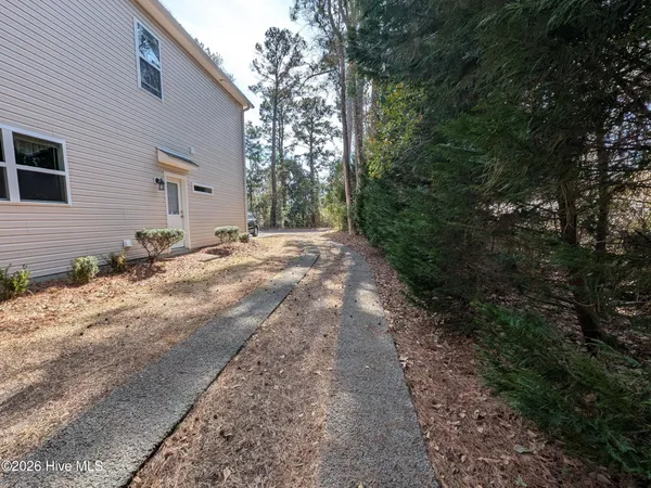 $1,200 | 4603 Capri Drive, Unit A, Wilmington, NC 28403