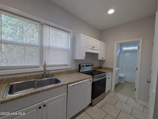 $1,200 | 4603 Capri Drive, Unit A, Wilmington, NC 28403