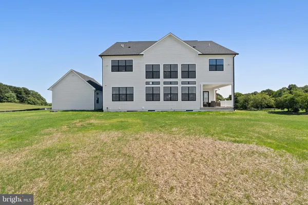 $2,029,900 | 21331 Big Woods Road, Dickerson, MD 20842