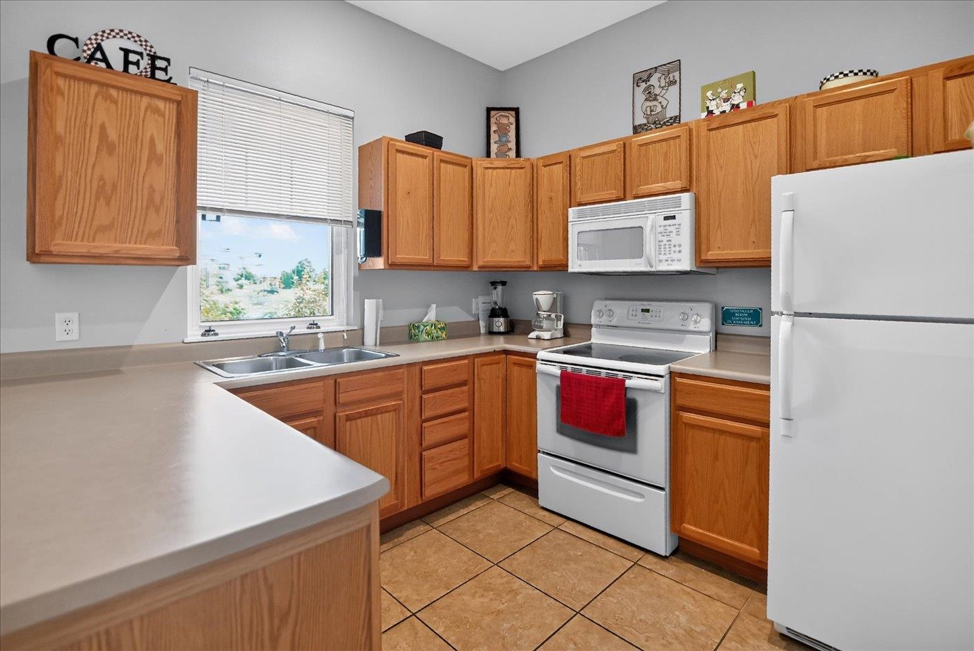 141 Metro Terrace, Unit 203 Madison, WI 53718 - Photo 43 of 48