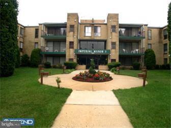 8922 Krewstown Road, Unit 319 Philadelphia, PA 19115 - Photo 2 of 7 Gallery Image 2