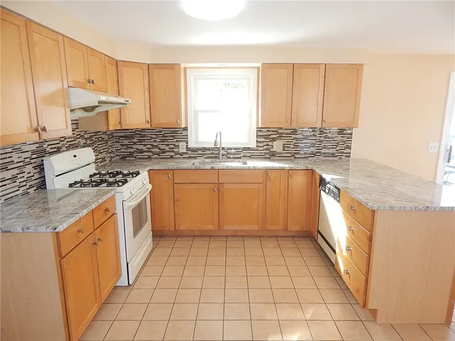 $599,900 | 129 Vallette Street, Cranston, RI 02920