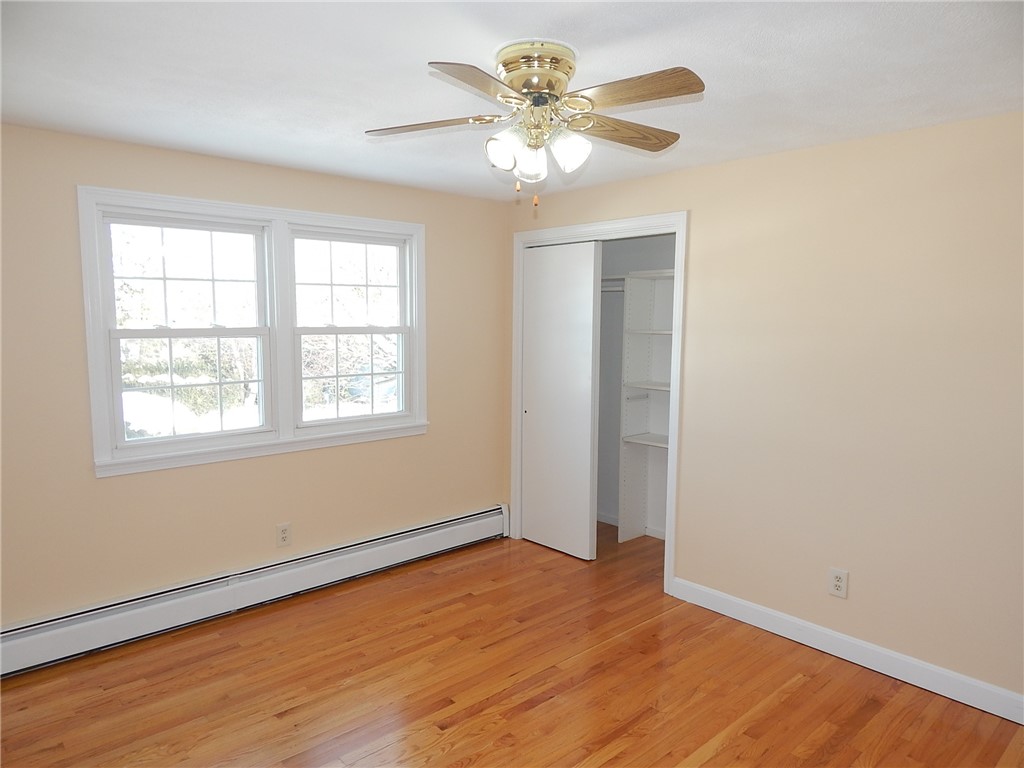 129 Vallette Street Cranston, RI 02920 - Photo 24 of 48