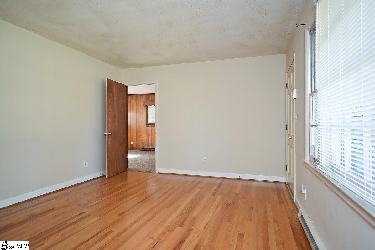 106 Wilson Road Greer, SC 29650 - Photo 8 of 22 Gallery Image 8