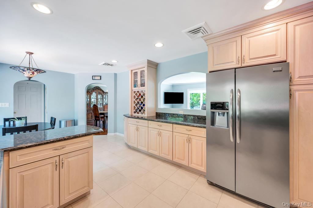 10 South Lot Road Smithtown, NY 11787 - Photo 10 of 50 lighting, and tile flooring