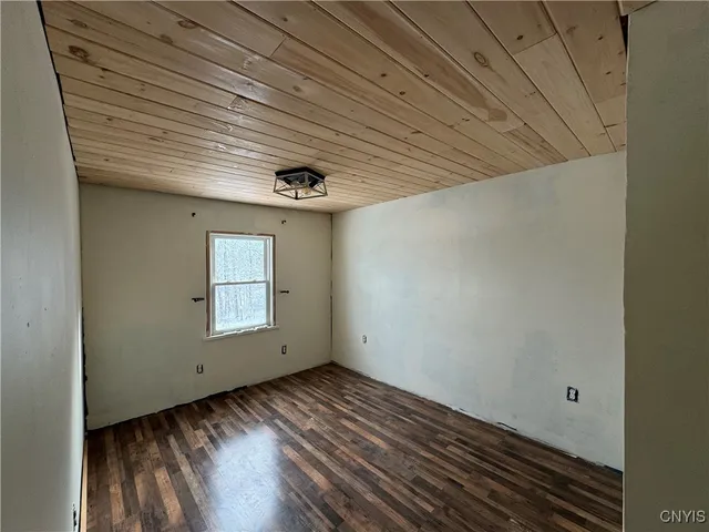 $124,900 | 3351 State Route, Kirkland, NY 13323