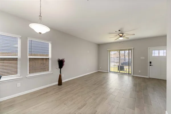 $1,850 | 9711 Beckley Street, Houston, TX 77088