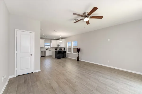 $1,850 | 9711 Beckley Street, Houston, TX 77088