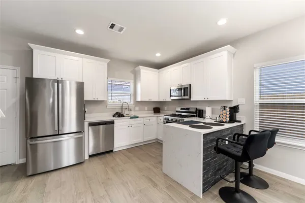 $1,850 | 9711 Beckley Street, Houston, TX 77088