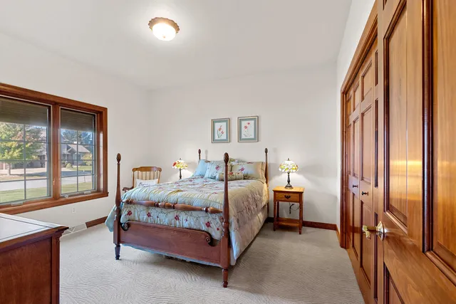 $659,900 | 2087 Swanstone Circle, De Pere, WI 54115