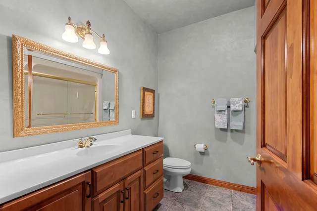 $659,900 | 2087 Swanstone Circle, De Pere, WI 54115