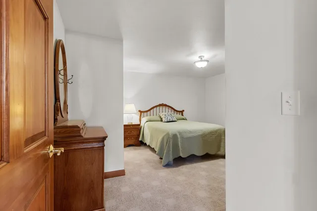 $659,900 | 2087 Swanstone Circle, De Pere, WI 54115