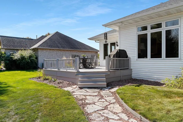 $659,900 | 2087 Swanstone Circle, De Pere, WI 54115