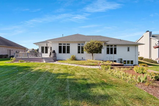 $659,900 | 2087 Swanstone Circle, De Pere, WI 54115