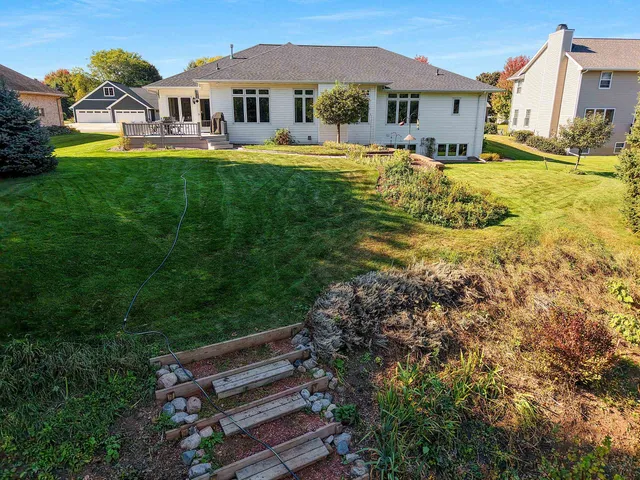 $659,900 | 2087 Swanstone Circle, De Pere, WI 54115