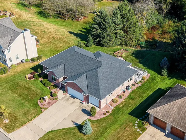 $659,900 | 2087 Swanstone Circle, De Pere, WI 54115