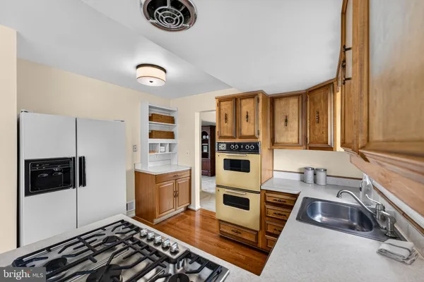 $975,000 | 200 South Adams Street, Arlington, VA 22204