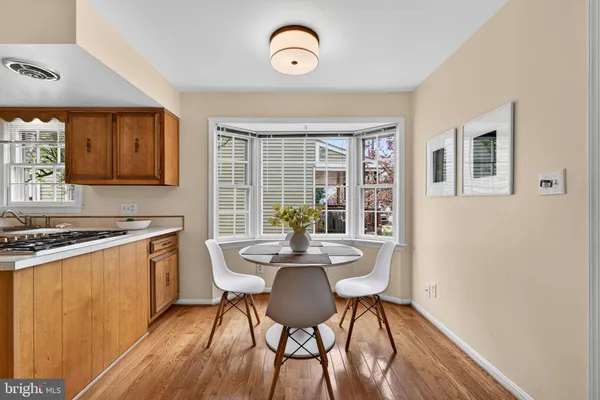 $975,000 | 200 South Adams Street, Arlington, VA 22204