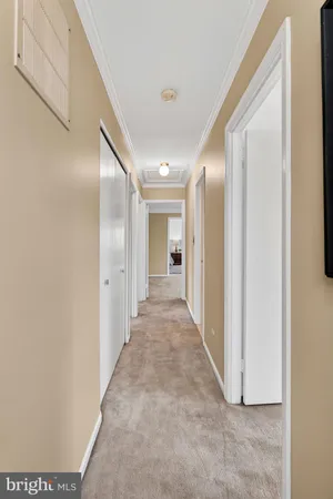 $975,000 | 200 South Adams Street, Arlington, VA 22204