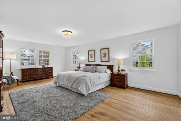 $975,000 | 200 South Adams Street, Arlington, VA 22204