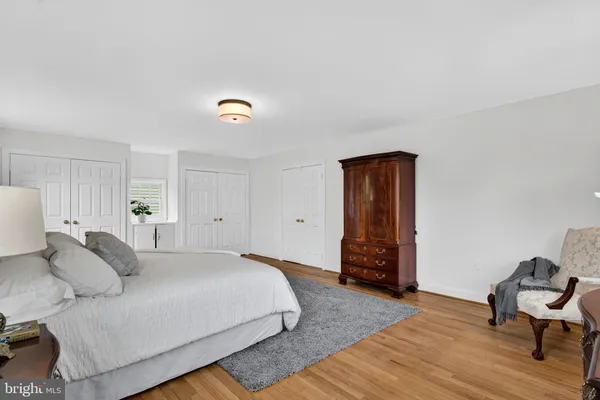 $975,000 | 200 South Adams Street, Arlington, VA 22204