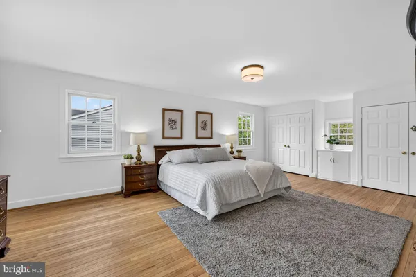 $975,000 | 200 South Adams Street, Arlington, VA 22204