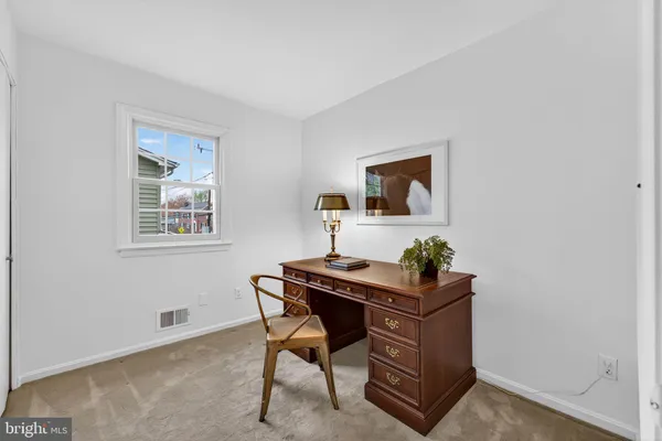 $975,000 | 200 South Adams Street, Arlington, VA 22204