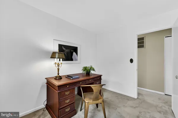 $975,000 | 200 South Adams Street, Arlington, VA 22204
