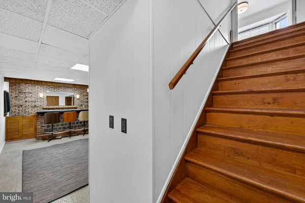 $975,000 | 200 South Adams Street, Arlington, VA 22204