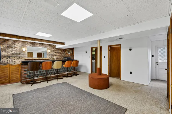 $975,000 | 200 South Adams Street, Arlington, VA 22204