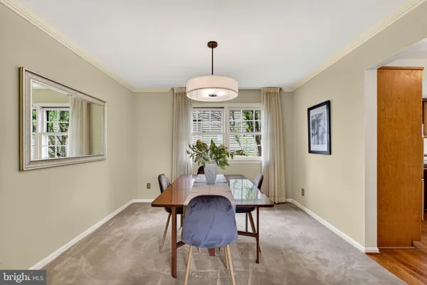 $975,000 | 200 South Adams Street, Arlington, VA 22204