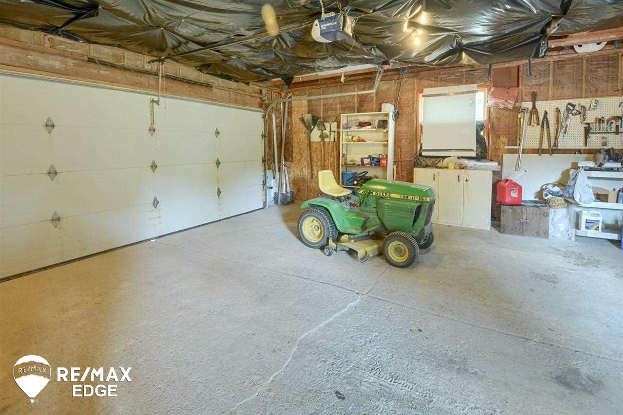 12009 East Carpenter Road Davison, MI 48423 - Photo 25 of 33