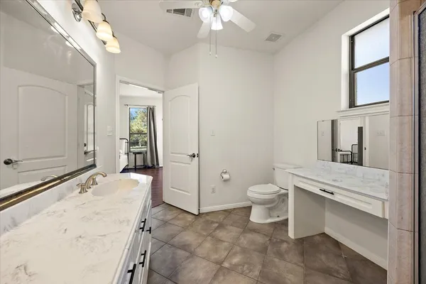 $999,950 | 394 Farm To Market 230, Trinity, TX 75862