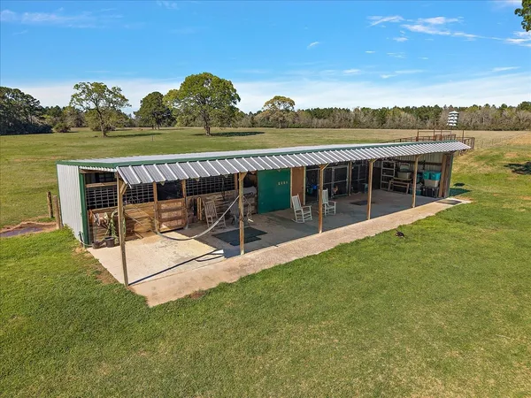 $999,950 | 394 Farm To Market 230, Trinity, TX 75862