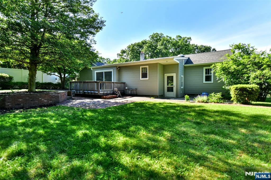 11 Mountain Ridge Drive Wayne, NJ 07470 - Photo 26 of 30