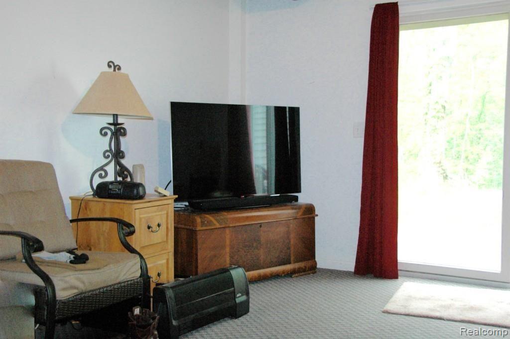 16390 Murray Road Byron, MI 48418 - Photo 13 of 16 DSC_0116.jpg