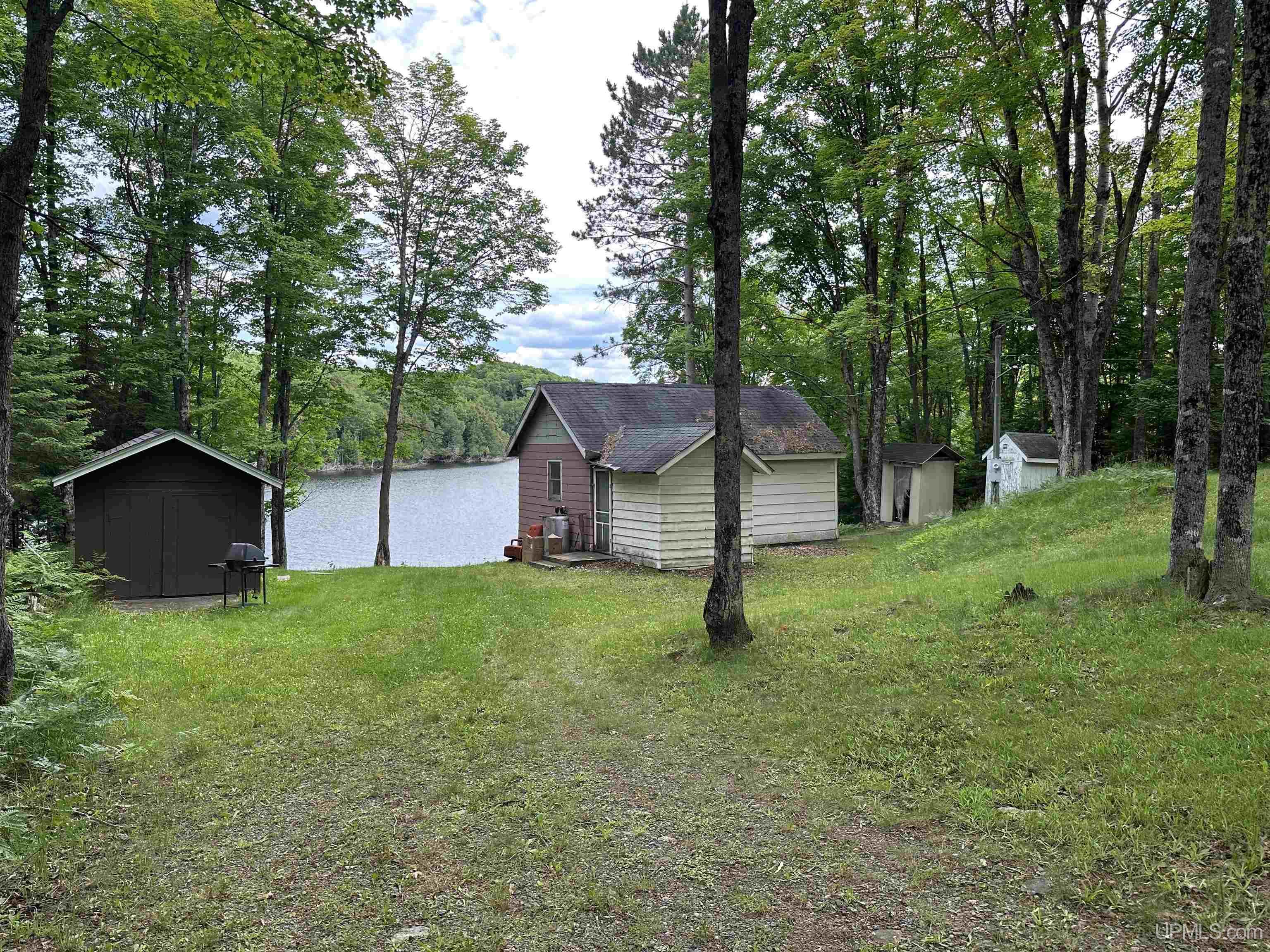 13797 State Line Lake Road East Marenisco, MI 49947 - Photo 2 of 19