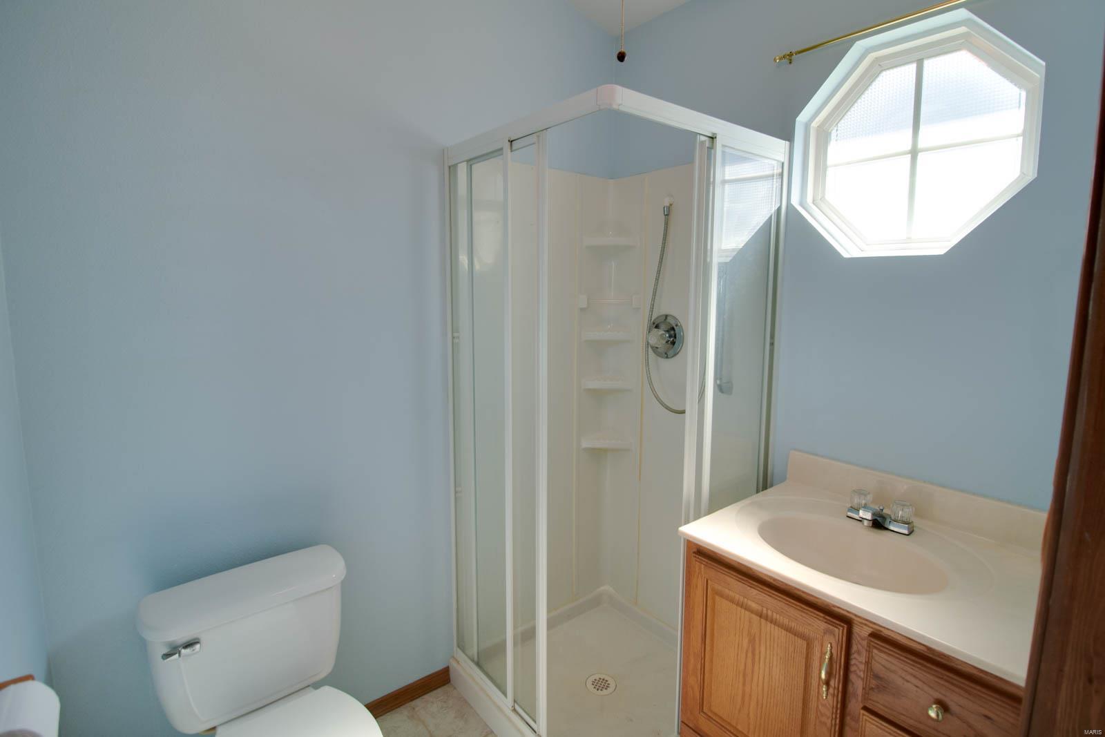 675 East Edwardsville Road Wood River, IL 62095 - Photo 13 of 32 Gallery Image 13