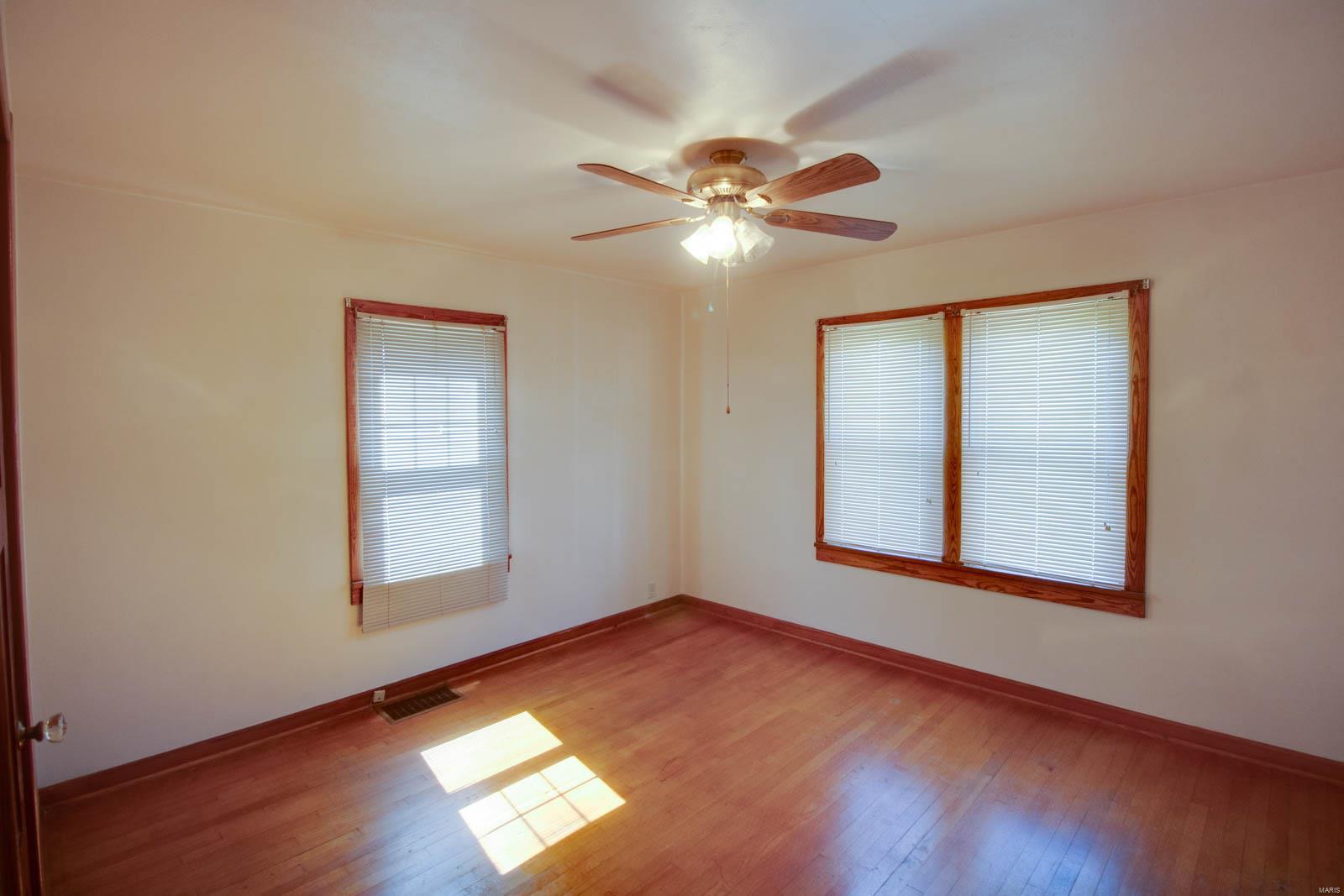 675 East Edwardsville Road Wood River, IL 62095 - Photo 14 of 32 Gallery Image 14