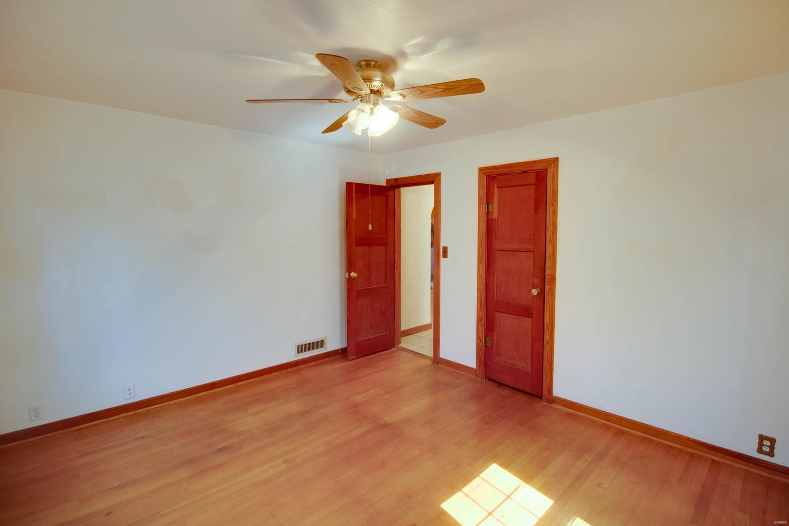 675 East Edwardsville Road Wood River, IL 62095 - Photo 15 of 32 Gallery Image 15