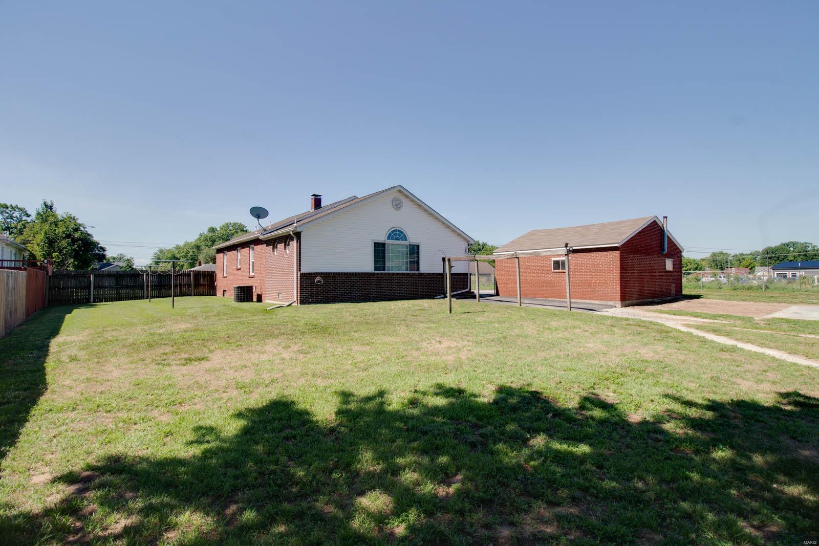 675 East Edwardsville Road Wood River, IL 62095 - Photo 29 of 32 Gallery Image 29