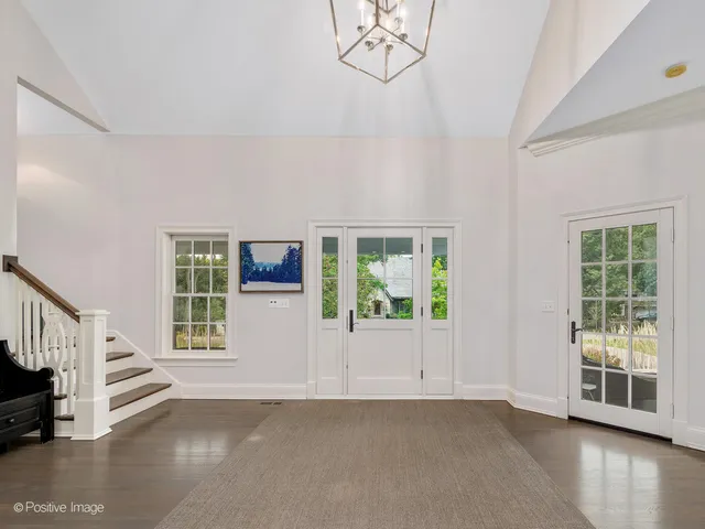 $2,100,000 | 401 West Birchwood Road, Hinsdale, IL 60521