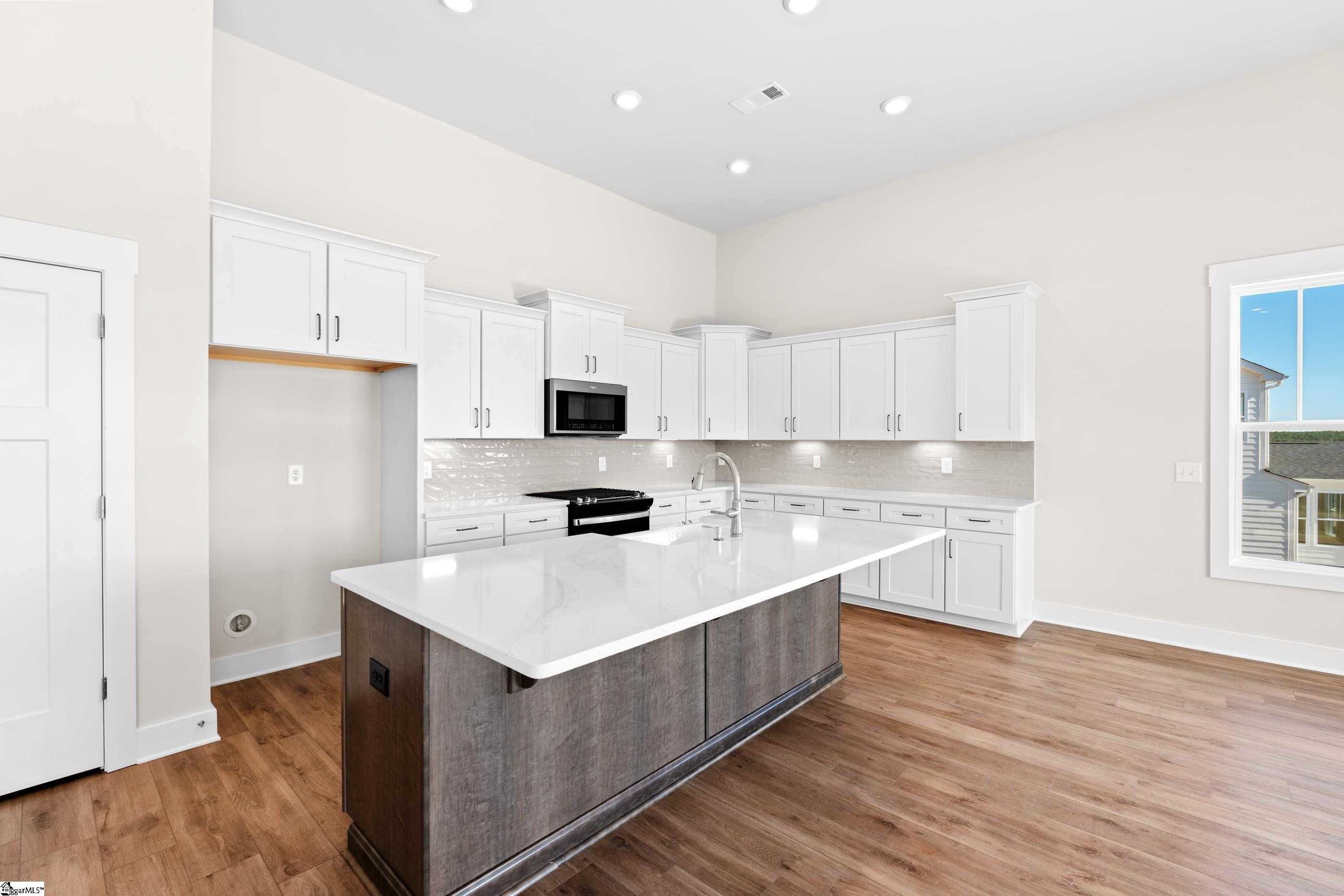 113 Yona Drive Central, SC 29630 - Photo 13 of 36