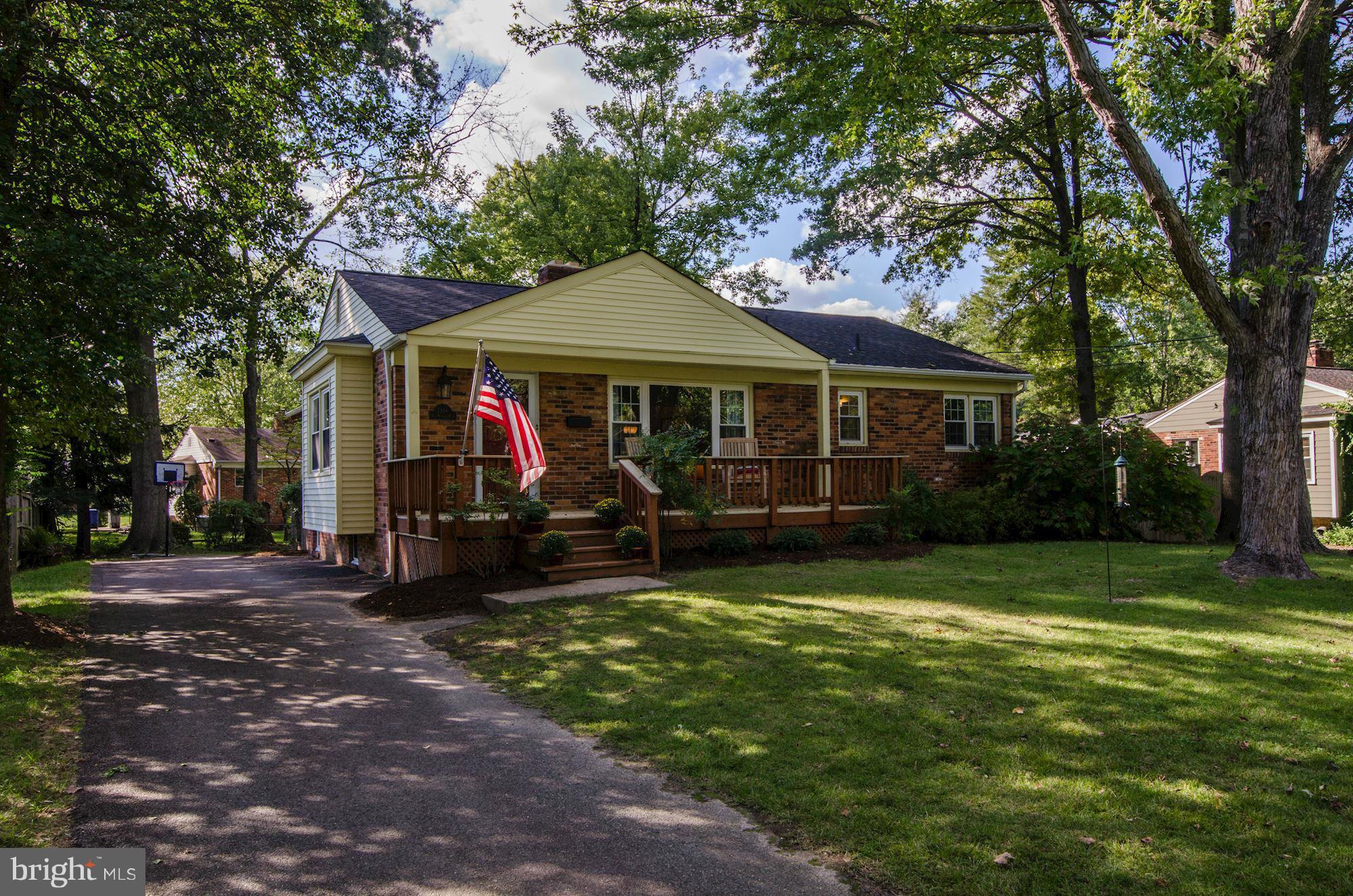 7916 New Market Road Alexandria, VA 22308 - Photo 3 of 30 Exterior (Front)