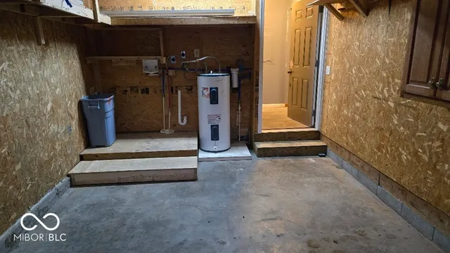 $139,900 | 813 Mitchell Drive, Gas City, IN 46933