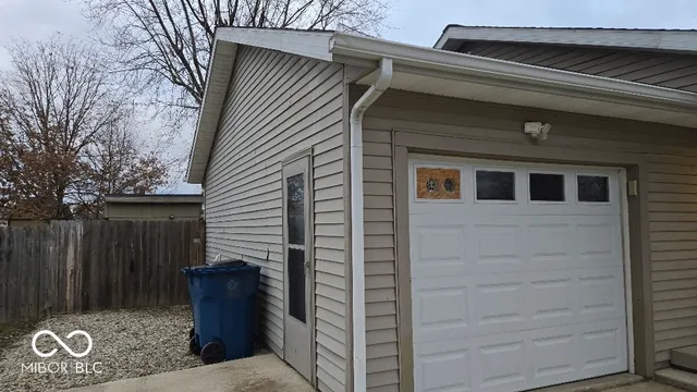 $139,900 | 813 Mitchell Drive, Gas City, IN 46933